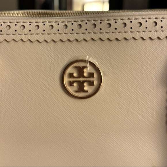 Creme Leather Tory Burch Robinson Spectator Double Zip Tote NWOT - Picture 12 of 16